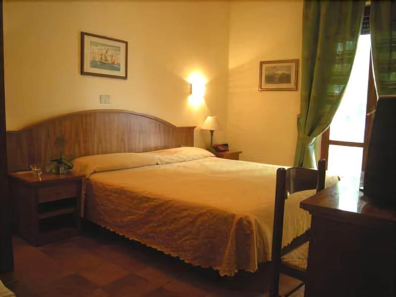 Hotel Boni Cerri Spoleto Exterior photo