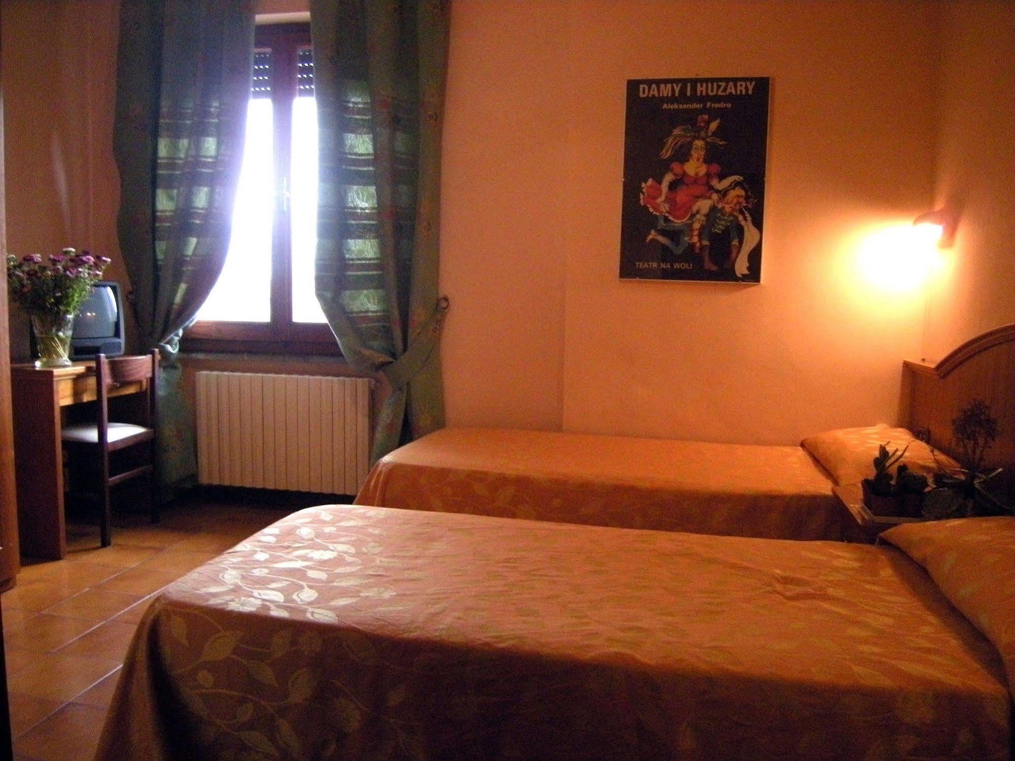 Hotel Boni Cerri Spoleto Exterior photo