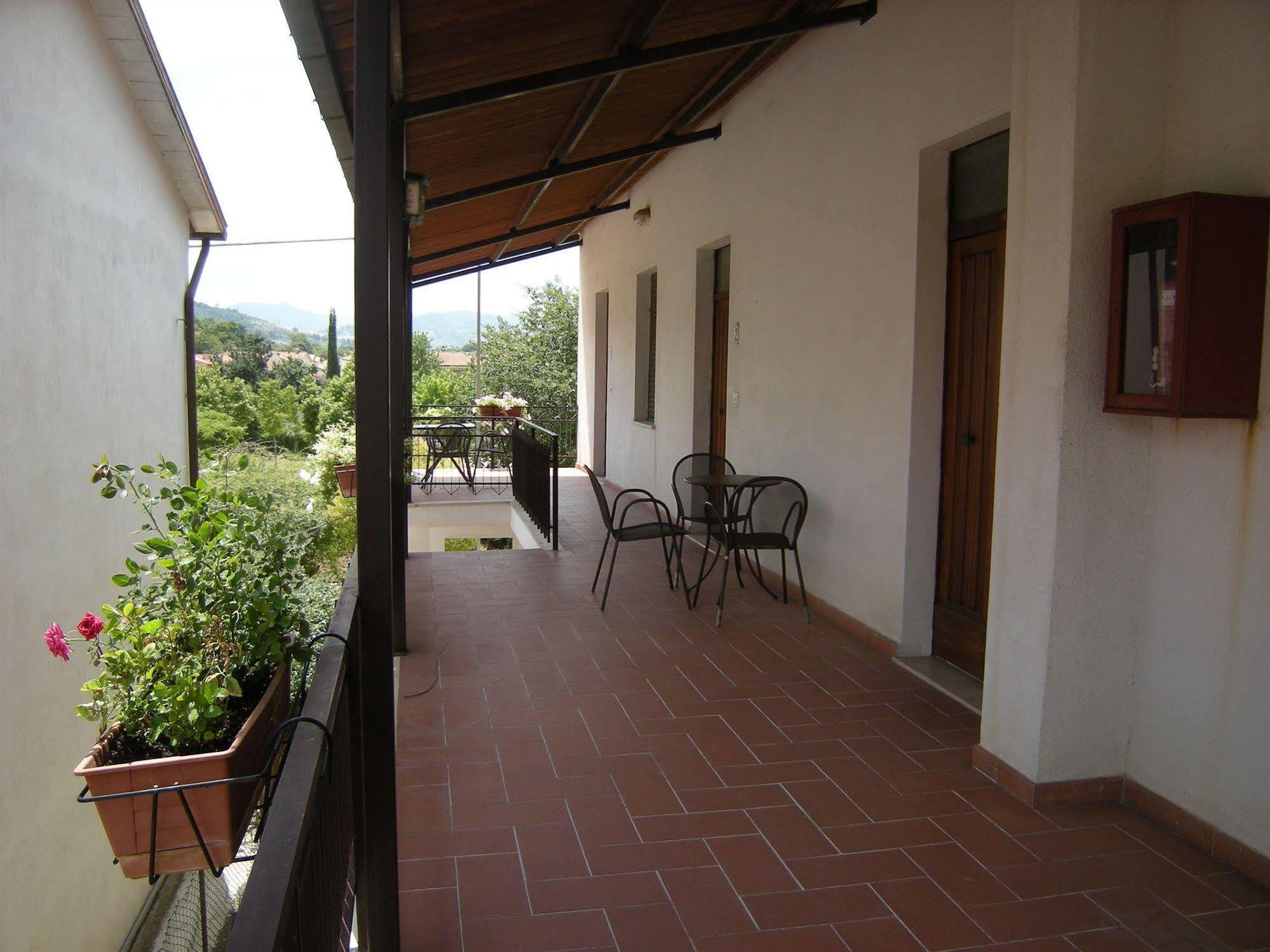 Hotel Boni Cerri Spoleto Exterior photo