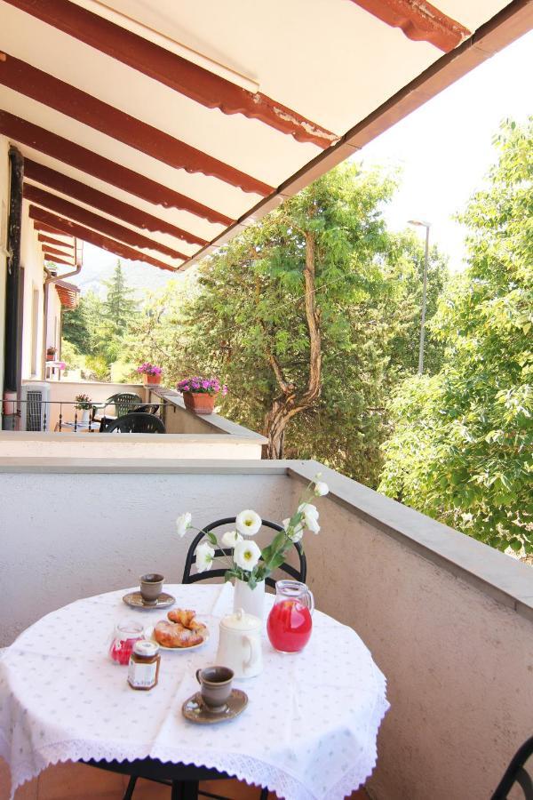 Hotel Boni Cerri Spoleto Room photo